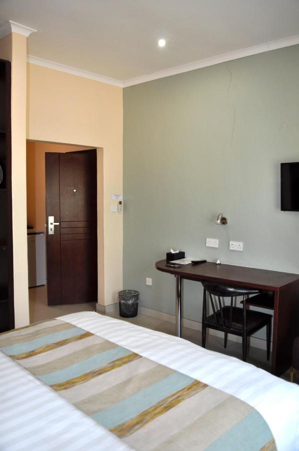 גאבורון Bannerloft Guest House מראה חיצוני תמונה